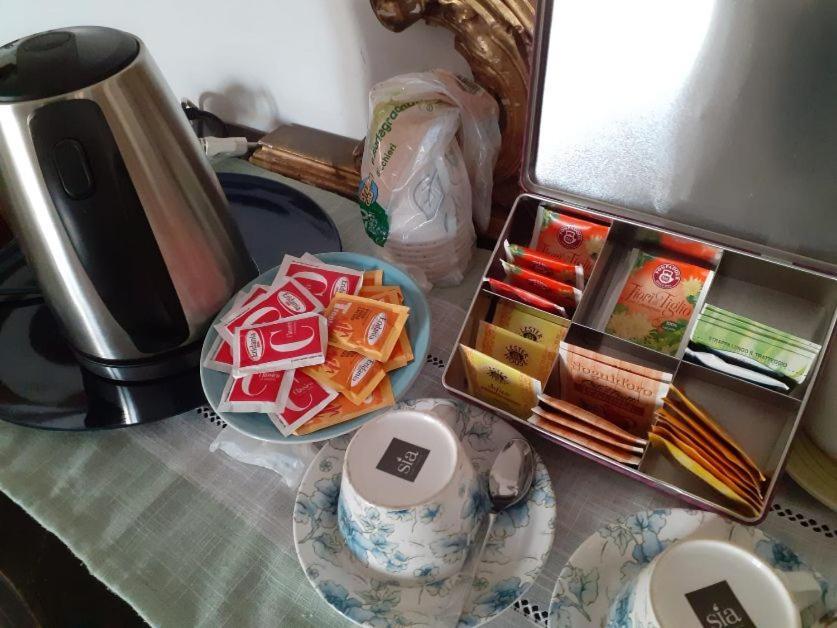 A Casa Di Adele Bed & Breakfast Caserta Dış mekan fotoğraf